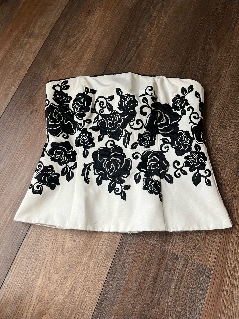 White House Black Market Embroidered Black and Ivory Strapless Bustier